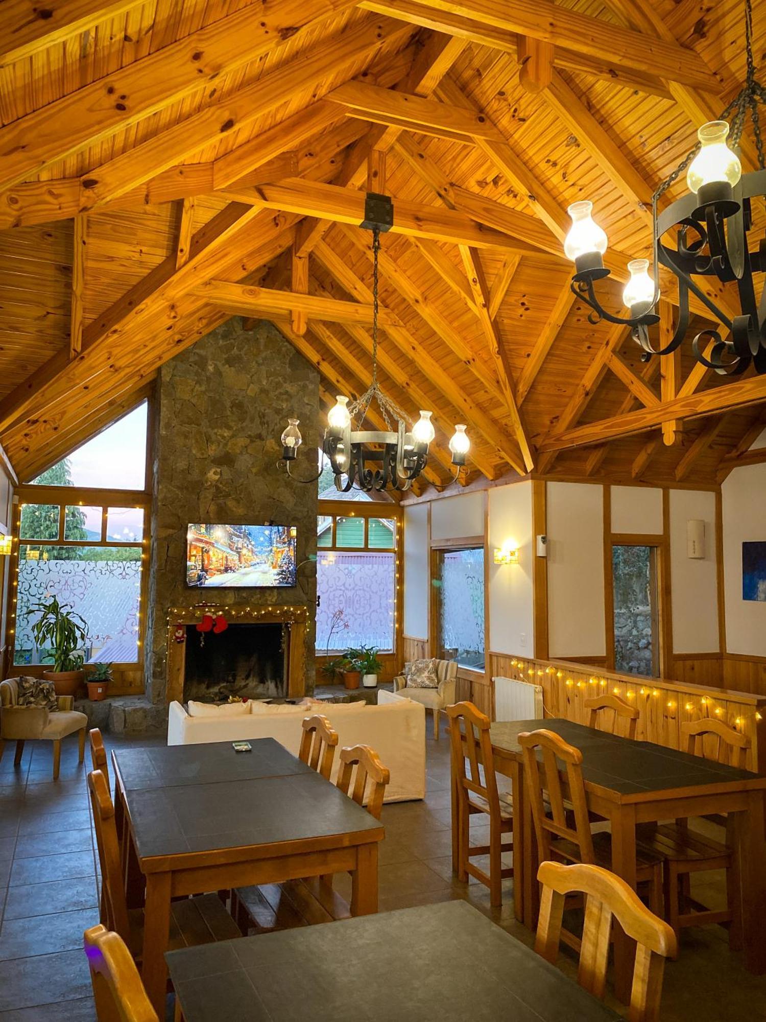 Hosteria Baerenhaus San Martín de los Andes Eksteriør bilde